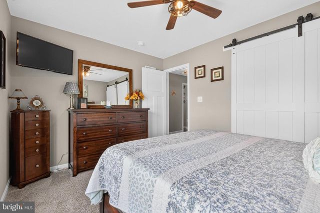 124 LOBELL RD, Abbottstown, PA 17301