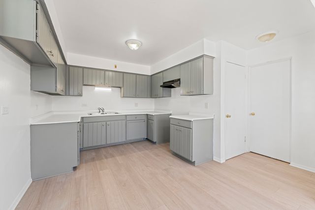 17740 Cedar Avenue, Country Club Hills, IL 60478