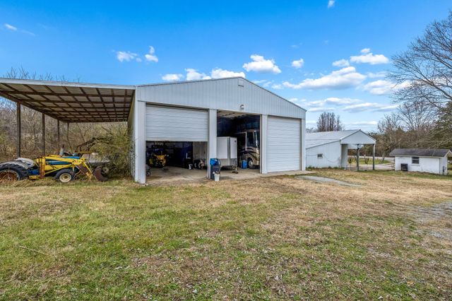 2972 Cainsville Rd, Lebanon, TN 37090