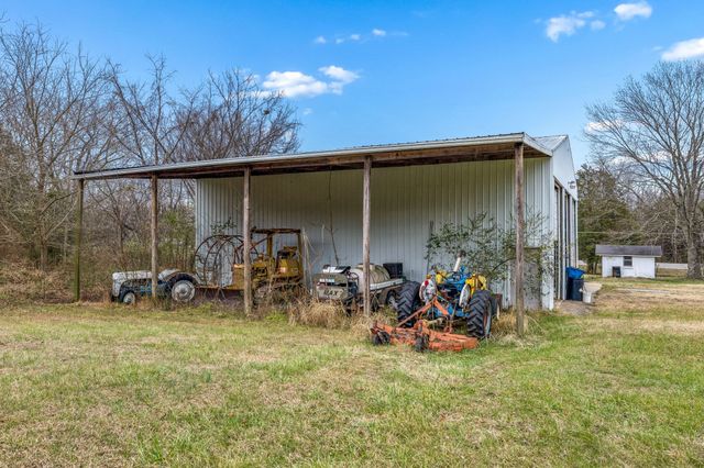 2972 Cainsville Rd, Lebanon, TN 37090
