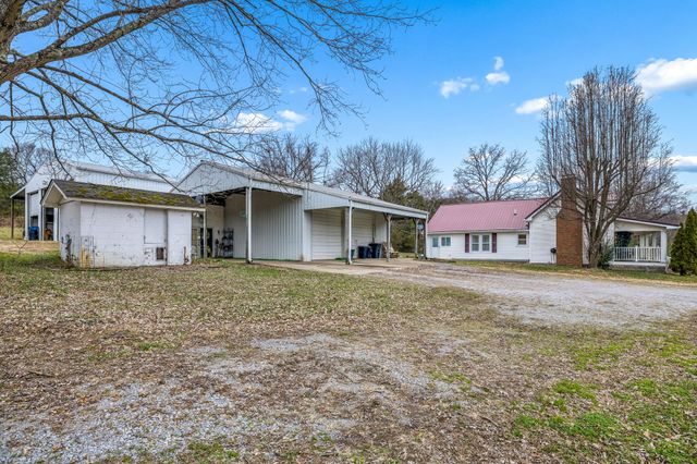 2972 Cainsville Rd, Lebanon, TN 37090