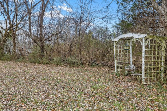 2972 Cainsville Rd, Lebanon, TN 37090