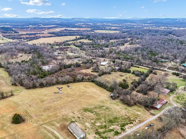 2972 Cainsville Rd, Lebanon, TN 37090