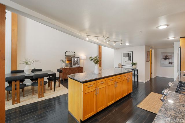 18 Lansing Street 402, San Francisco, CA 94105