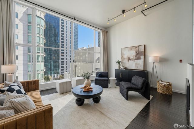 18 Lansing Street 402, San Francisco, CA 94105