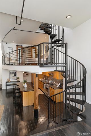 18 Lansing Street 402, San Francisco, CA 94105