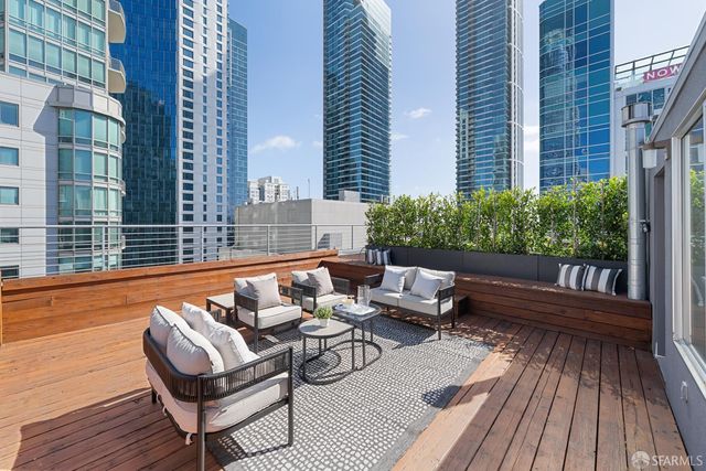 18 Lansing Street 402, San Francisco, CA 94105