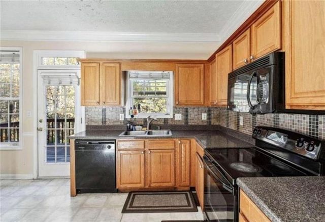 668 SAVANNAH ROSE Way, Lawrenceville, GA 30045