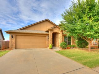 1014 Clingmans Dome Road, Norman, OK 73069