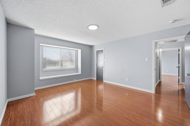 9094 Blue Ridge Trail, Fort Worth, TX 76118