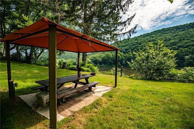 470 Truitt Rd, Scrubgrass Twp, PA 16374