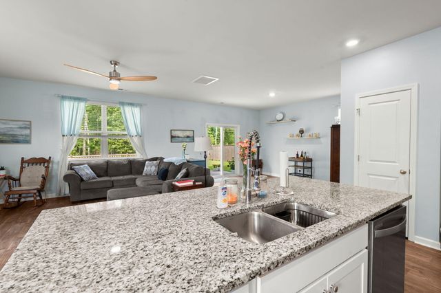 141 Lagoona Drive, Summerville, SC 29483
