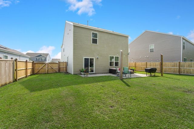 141 Lagoona Drive, Summerville, SC 29483