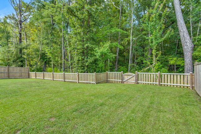 141 Lagoona Drive, Summerville, SC 29483