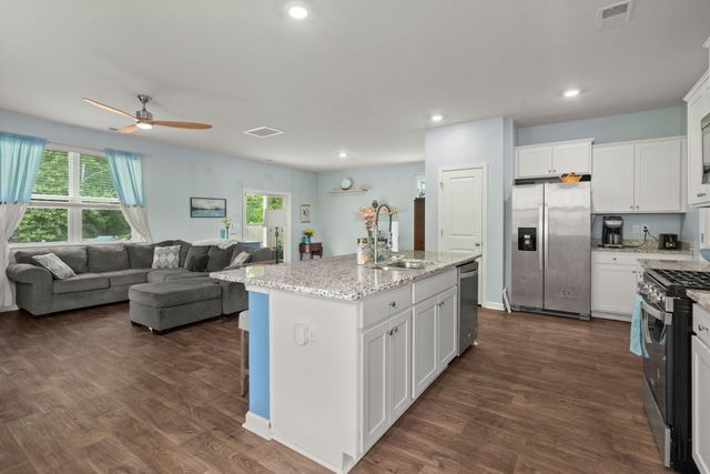 141 Lagoona Drive, Summerville, SC 29483