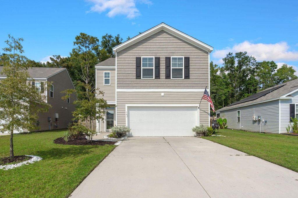 141 Lagoona Drive, Summerville, SC 29483