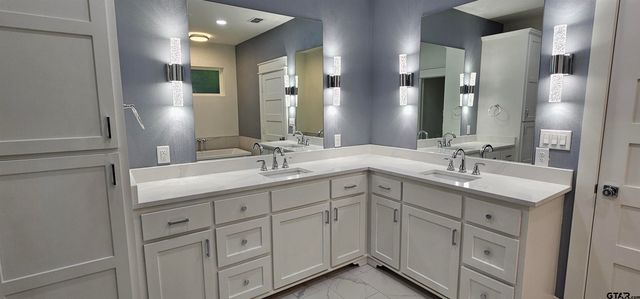 221 Brookside Dr, Hideaway, TX 75771