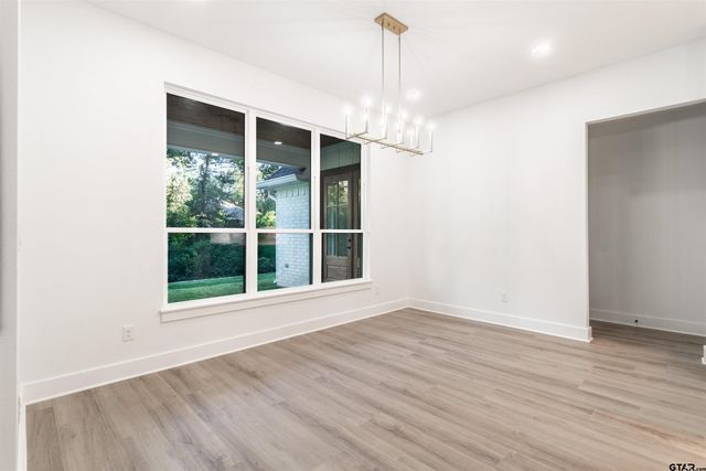 221 Brookside Dr, Hideaway, TX 75771