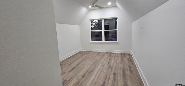 221 Brookside Dr, Hideaway, TX 75771