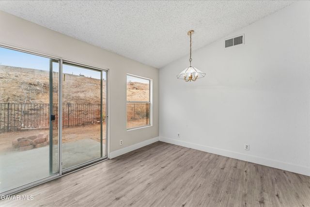 1325 Bradford Avenue, Rosamond, CA 93560