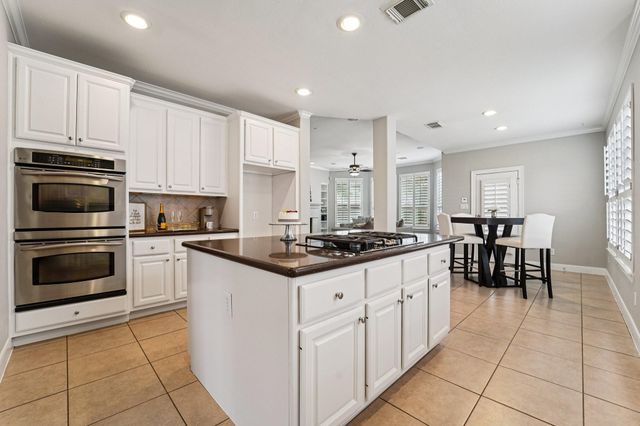 1611 Hill Spring Drive, Sugar Land, TX 77479