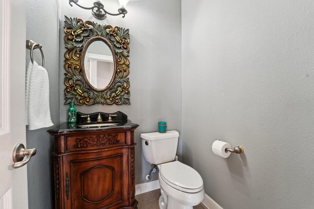 1611 Hill Spring Drive, Sugar Land, TX 77479