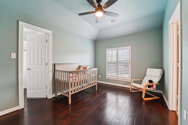 1611 Hill Spring Drive, Sugar Land, TX 77479