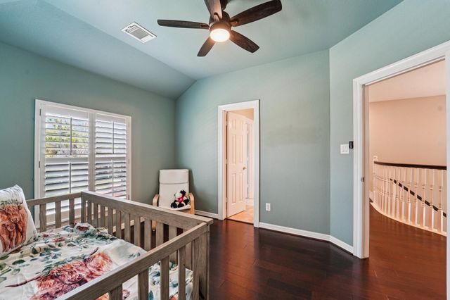 1611 Hill Spring Drive, Sugar Land, TX 77479