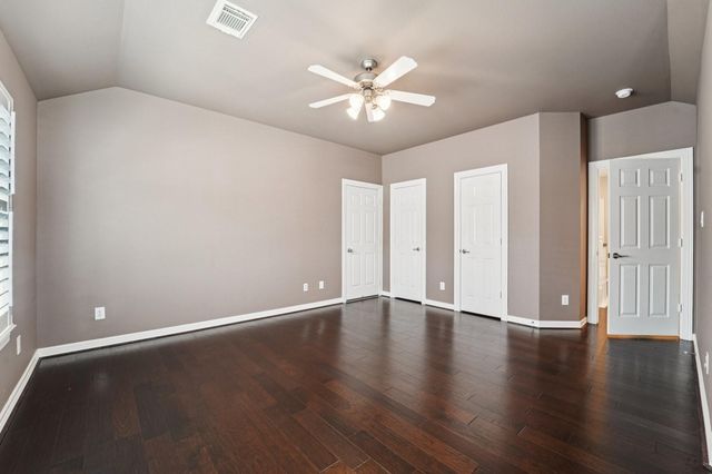 1611 Hill Spring Drive, Sugar Land, TX 77479