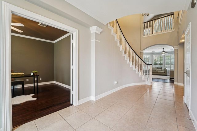 1611 Hill Spring Drive, Sugar Land, TX 77479