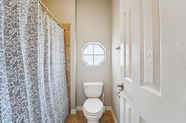 1611 Hill Spring Drive, Sugar Land, TX 77479