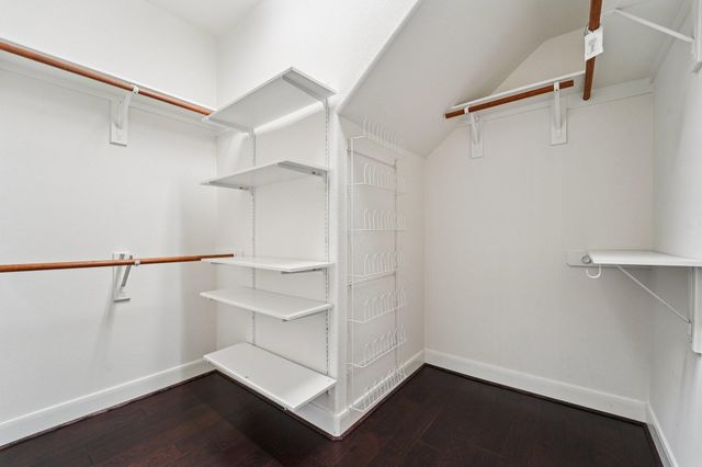 1611 Hill Spring Drive, Sugar Land, TX 77479