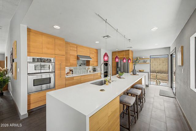 2276 E CHRISTY Drive, Phoenix, AZ 85028