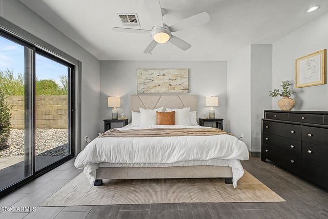 2276 E CHRISTY Drive, Phoenix, AZ 85028