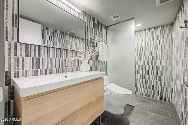 2276 E CHRISTY Drive, Phoenix, AZ 85028