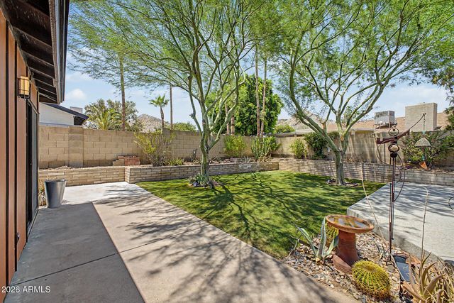 2276 E CHRISTY Drive, Phoenix, AZ 85028