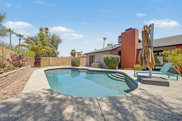 2276 E CHRISTY Drive, Phoenix, AZ 85028
