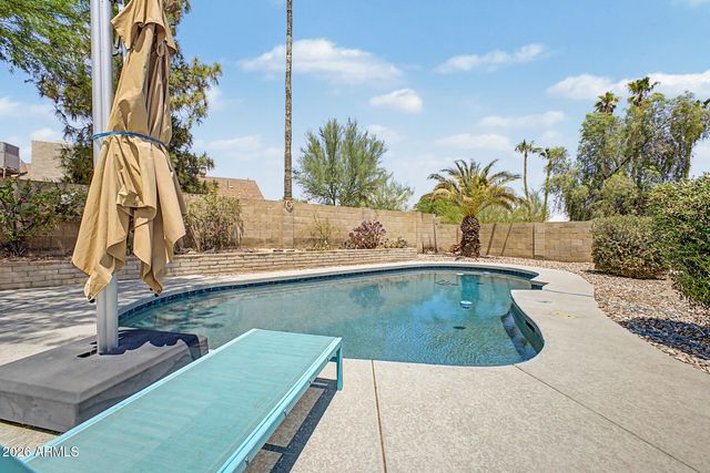 2276 E CHRISTY Drive, Phoenix, AZ 85028