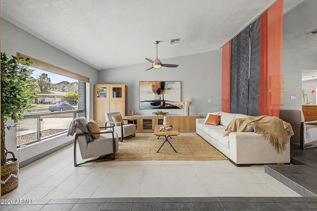 2276 E CHRISTY Drive, Phoenix, AZ 85028