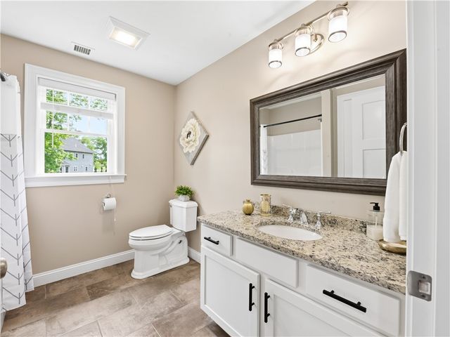 125 Winslow Way, Swansea, MA 02777