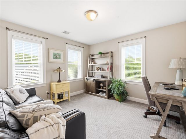 125 Winslow Way, Swansea, MA 02777