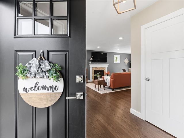 125 Winslow Way, Swansea, MA 02777