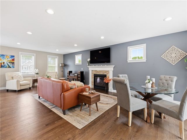 125 Winslow Way, Swansea, MA 02777