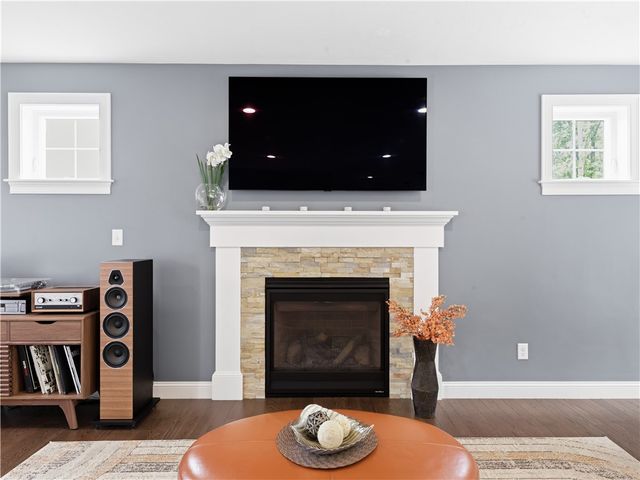 125 Winslow Way, Swansea, MA 02777
