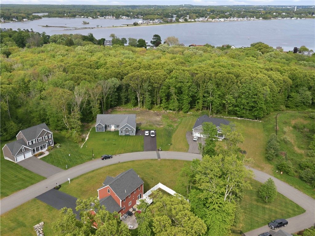 125 Winslow Way, Swansea, MA 02777
