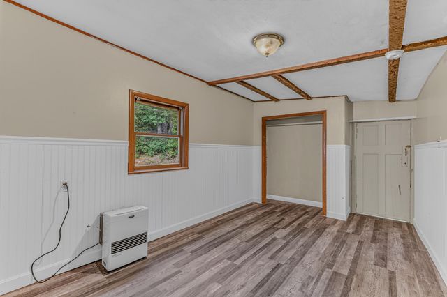 402 Oak Hill Road, Northfield, NH 03276