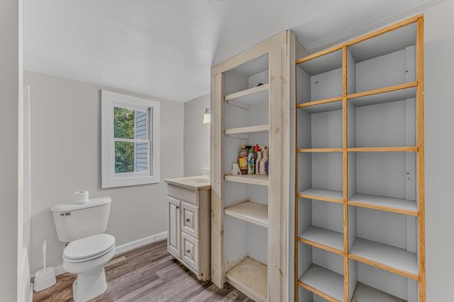 402 Oak Hill Road, Northfield, NH 03276