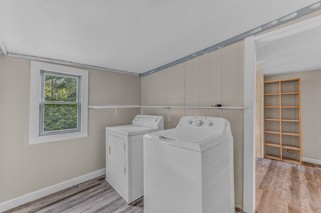 402 Oak Hill Road, Northfield, NH 03276