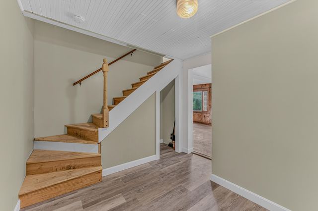 402 Oak Hill Road, Northfield, NH 03276