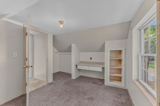 402 Oak Hill Road, Northfield, NH 03276